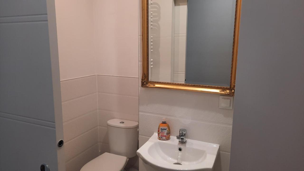 Apartament Katowicka Appartement Poznań Buitenkant foto